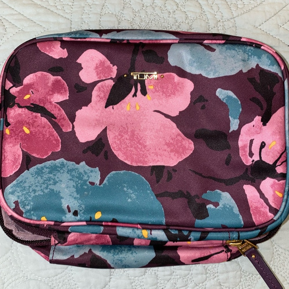 Tumi Travel Jewelry case.